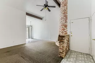 111 Stubblefield Dr, Elgin, TX 78621 - Photo 2