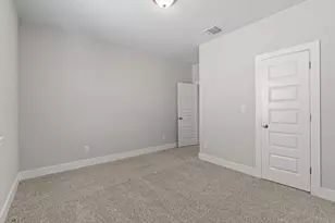 2112 Tobiano Trce, Georgetown, TX 78633 - Photo 34