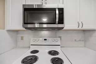 2706 Salado St, Austin, TX 78705 - Photo 14