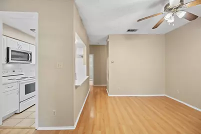 2706 Salado Street #210, Austin, TX 78705 - Photo 24