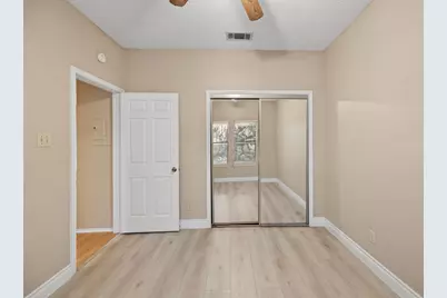 2706 Salado Street #210, Austin, TX 78705 - Photo 20