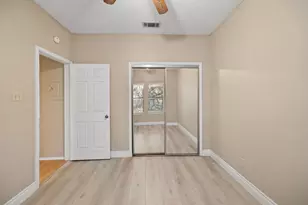 2706 Salado St, Austin, TX 78705 - Photo 20