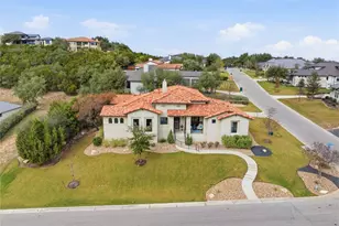 321 Sweet Grass Ln, Lakeway, TX 78738 - Photo 2