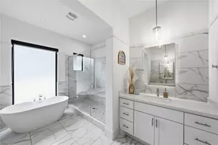 321 Sweet Grass Ln, Lakeway, TX 78738 - Photo 20