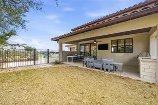 321 Sweet Grass Ln, Lakeway, TX 78738 - Photo 30