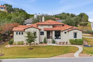 321 Sweet Grass Ln, Lakeway, TX 78738 - Photo 1