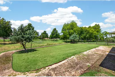 109 Gentry Creek Lane, Georgetown, TX 78633 - Photo 28