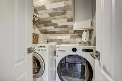 1616 Bridgeway Drive, Austin, TX 78704 - Photo 20