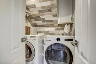 1616 Bridgeway Dr, Austin, TX 78704 - Photo 20