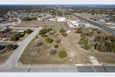 130 Woodlake Drive, Georgetown, TX 78633 - Photo 6