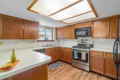 1802 Dixie Lane, Round Rock, TX 78664 - Photo 10