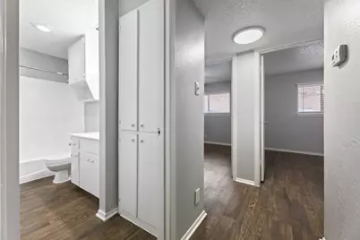406 E 30 Street #106, Austin, TX 78705 - Photo 4