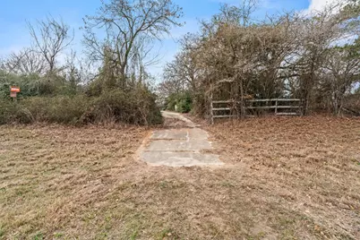 11423 US Hwy 77, Lexington, TX 78947 - Photo 6