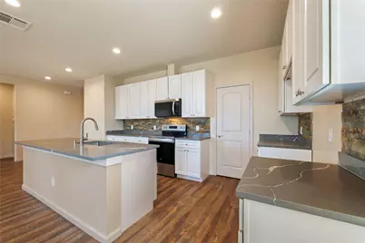 223 Quarry Rock Loop, Liberty Hill, TX 78642 - Photo 4