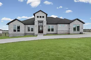 112 Pioneer Dr, La Vernia, TX 78121 - Photo 2