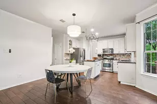 12604 Mcnelly Trail, Austin, TX 78732 - Photo 4