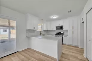 514 Sara Dr, Round Rock, TX 78664 - Photo 4