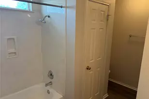 127 Salado Dr, Kyle, TX 78640 - Photo 14