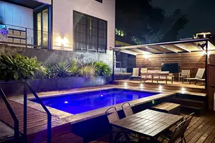 1914 E 8th St, Austin, TX 78702 - Photo 2