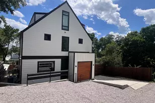 1914 E 8th St, Austin, TX 78702 - Photo 6