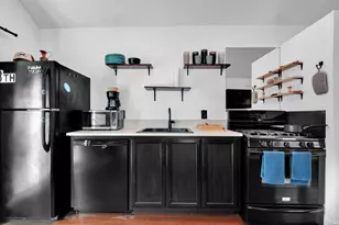 1914 E 8th St, Austin, TX 78702 - Photo 36