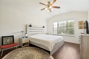 2410 Great Oaks Dr, Round Rock, TX 78681 - Photo 14