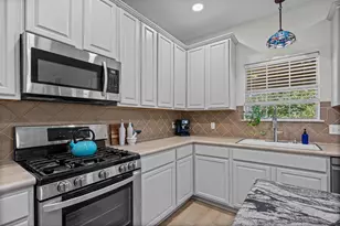 2920 Lynnbrook Dr, Austin, TX 78748 - Photo 10