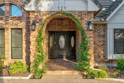 129 Crest View Drive, Lakeway, TX 78734 - Photo 1