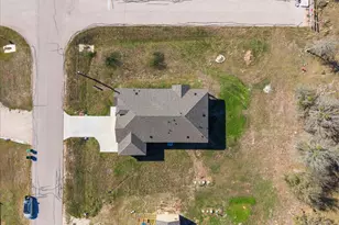 217 Gato Rd, Cedar Creek, TX 78612 - Photo 4