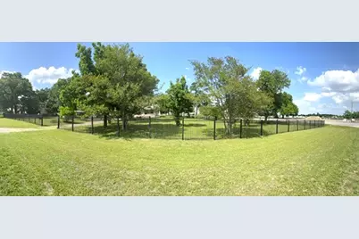 3202 N Travis, Cameron, TX 76520 - Photo 32
