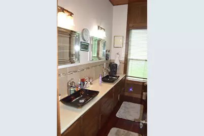 3202 N Travis, Cameron, TX 76520 - Photo 16