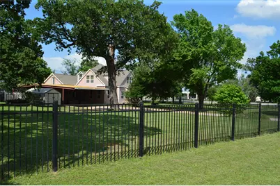 3202 N Travis, Cameron, TX 76520 - Photo 28