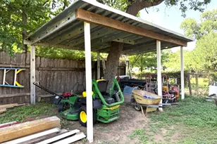 3202 N Travis, Cameron, TX 76520 - Photo 36
