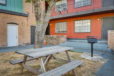 307 E 31 Street #106, Austin, TX 78705 - Photo 2