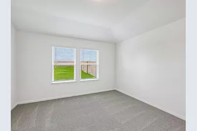 148 Sleep Hollow, Jarrell, TX 76537 - Photo 6