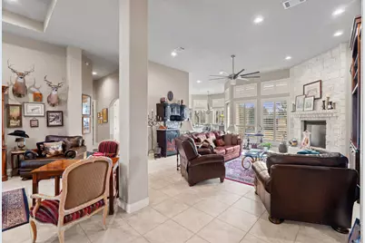 203 Circle Oaks Drive, Burnet, TX 78611 - Photo 8