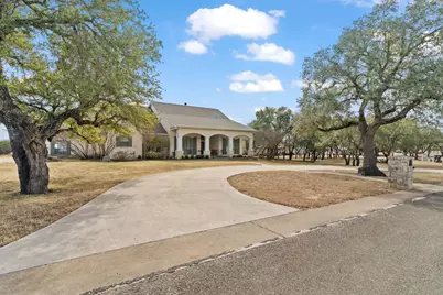 203 Circle Oaks Drive, Burnet, TX 78611 - Photo 2