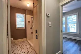 810 Cecelia St, Taylor, TX 76574 - Photo 26