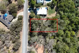 207 Kahana Ln, Bastrop, TX 78602 - Photo 1