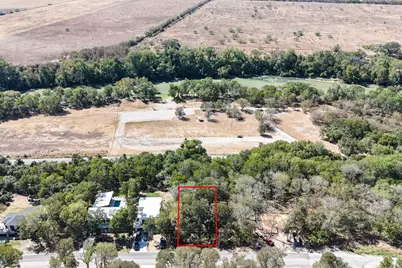 207 Kahana Lane, Bastrop, TX 78602 - Photo 8