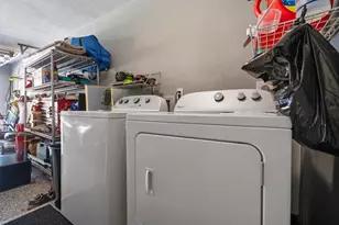 13215 Woodthorpe St, Austin, TX 78729 - Photo 20