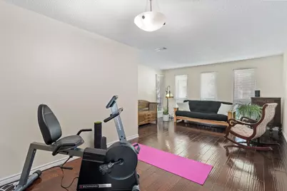 13215 Woodthorpe Street, Austin, TX 78729 - Photo 8