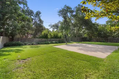 13215 Woodthorpe Street, Austin, TX 78729 - Photo 22