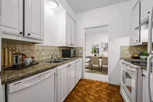 2529 Rio Grande St, Austin, TX 78705 - Photo 14