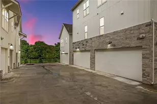 2624 Metcalfe Rd, Austin, TX 78741 - Photo 4