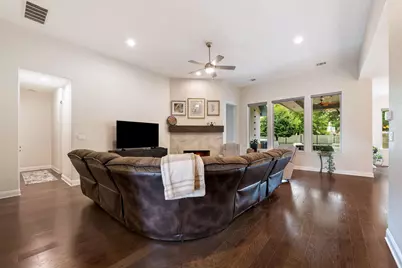 1009 Legacy Crossing, Georgetown, TX 78628 - Photo 14