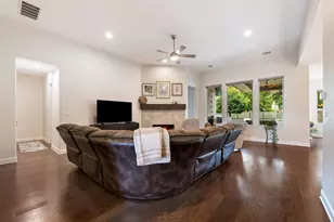 1009 Legacy Xing, Georgetown, TX 78628 - Photo 14