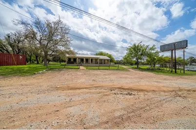 12102 US Highway 281 N, Round Mountain, TX 78663 - Photo 18
