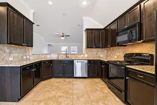 111 Sandstone Trail, Buda, TX 78610 - Photo 4