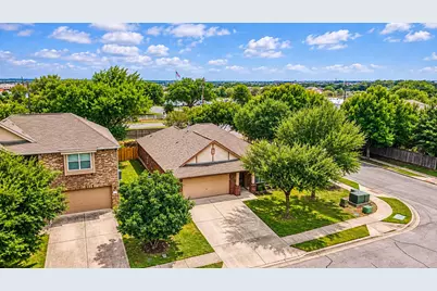 111 Sandstone Trail, Buda, TX 78610 - Photo 2